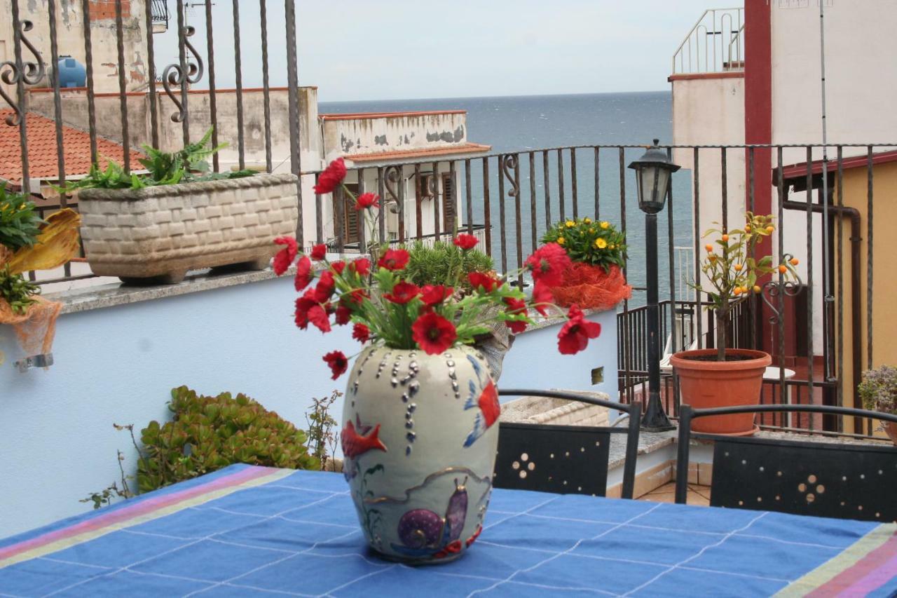 Aloha Apartment Giardini Naxos